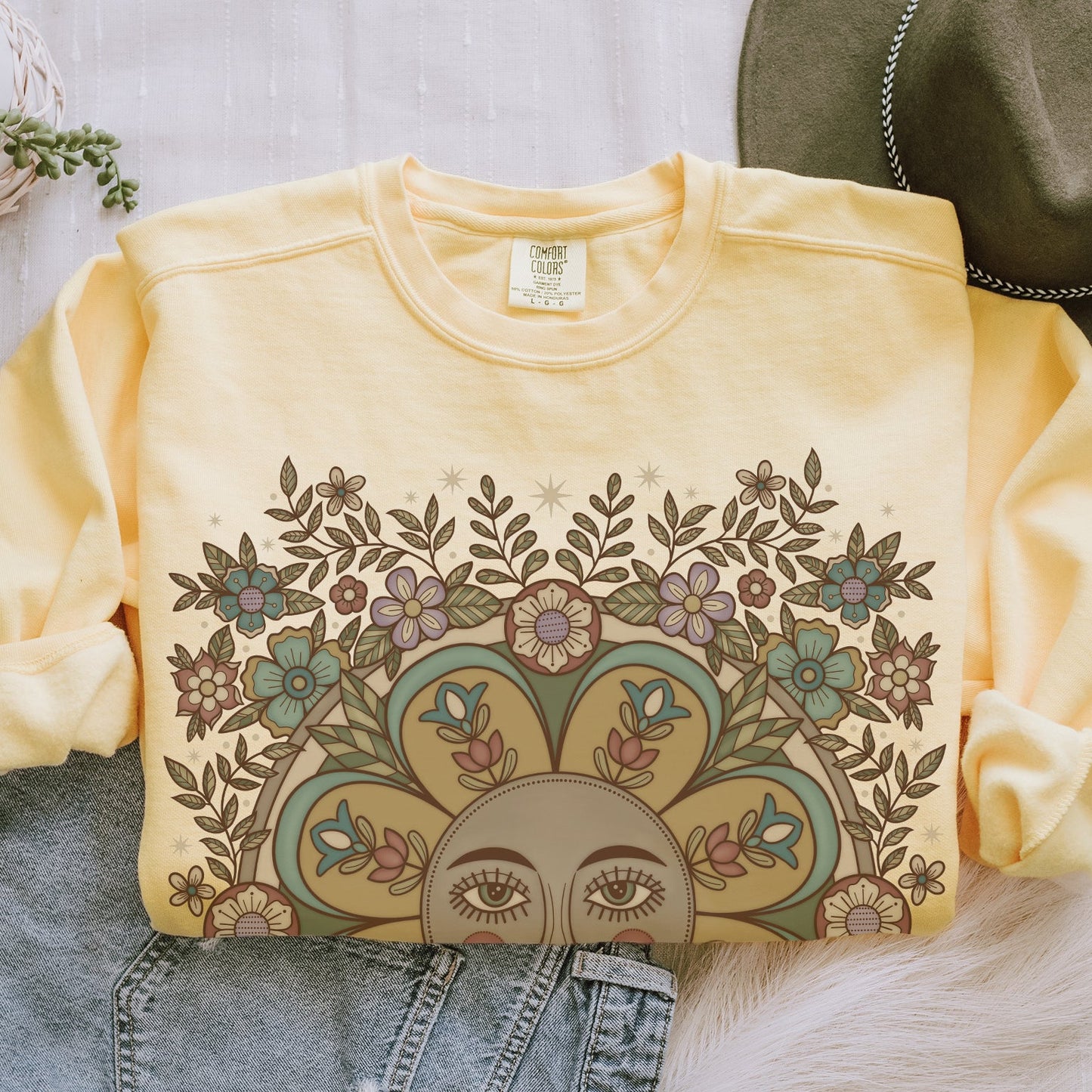 Retro Folk Art Comfort Colors Sweatshirt -Esdee