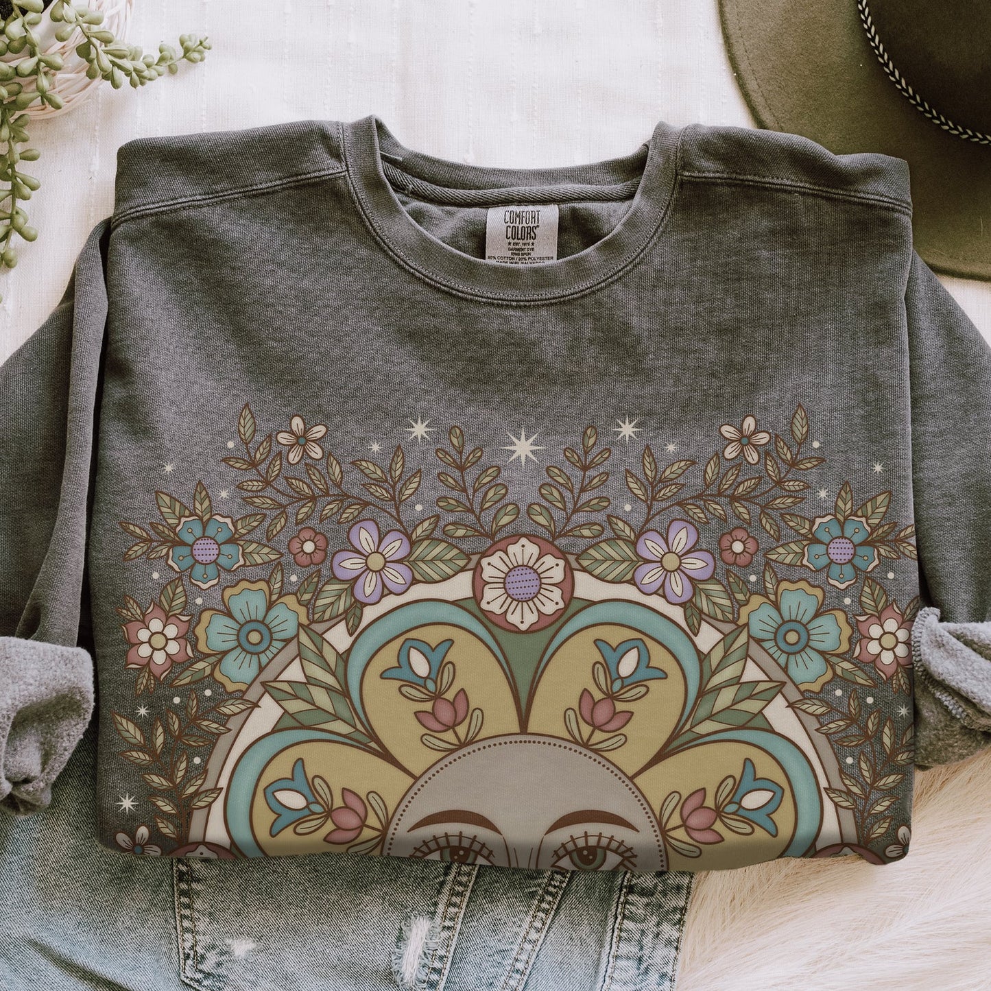 Retro Folk Art Comfort Colors Sweatshirt -Esdee
