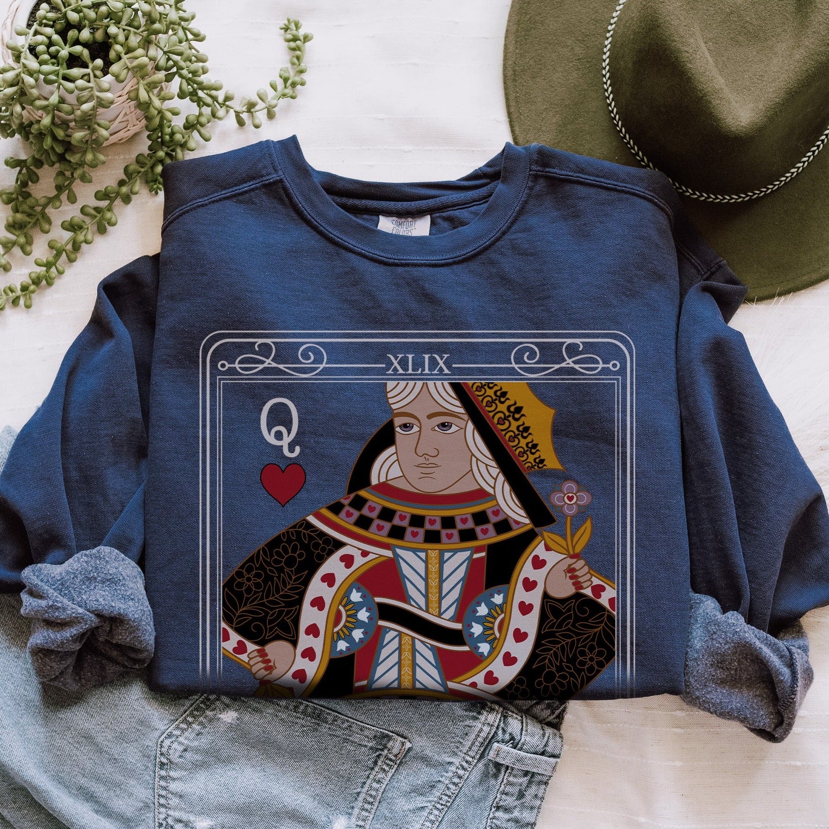 The Queen Tarot Card Comfort Colors Sweatshirt - Esdee