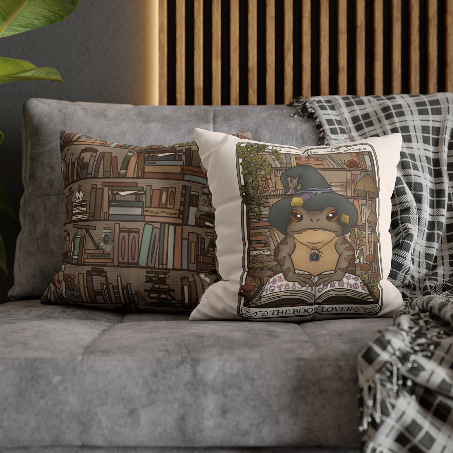 Book Lover Frog Tarot Card Faux Suede Square Pillow Case - Esdee