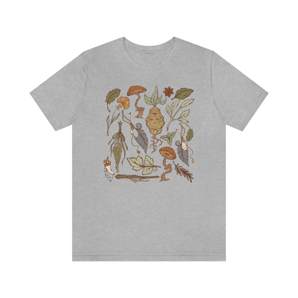 Perfect for the green witch or botany lover. This oversized witchy crewneck shirt features beautiful botanical art. The perfect addition to any witch aesthetic wardrobe.
