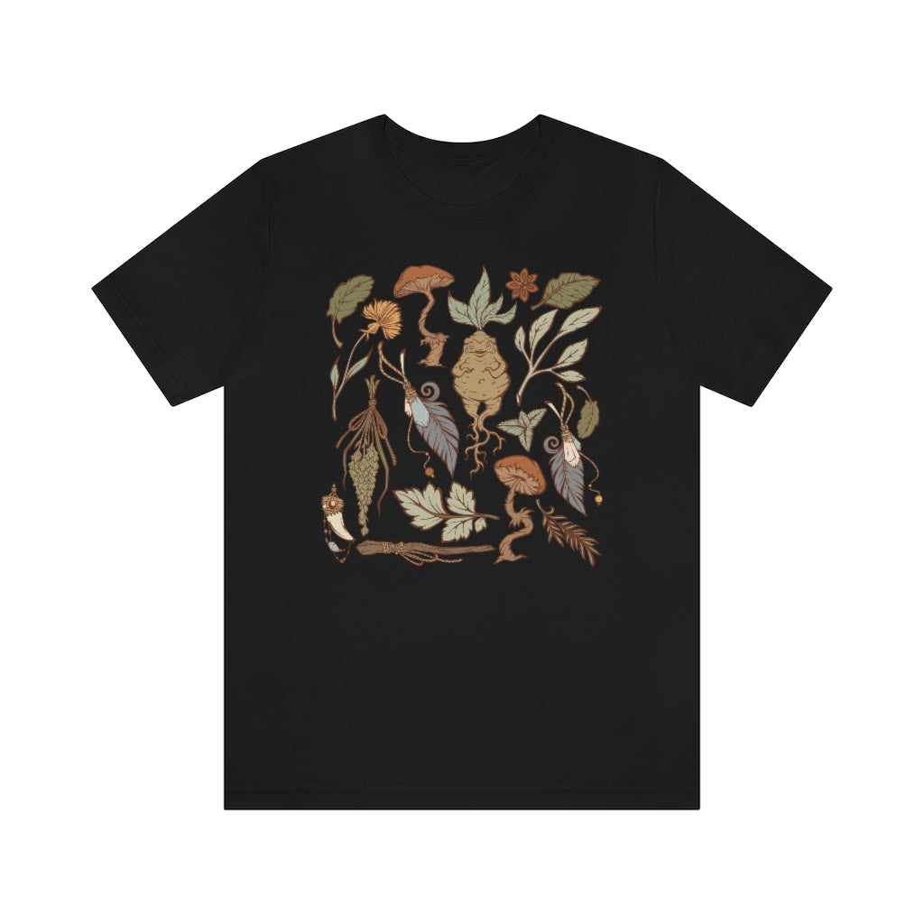 Perfect for the green witch or botany lover. This oversized witchy crewneck shirt features beautiful botanical art. The perfect addition to any witch aesthetic wardrobe.