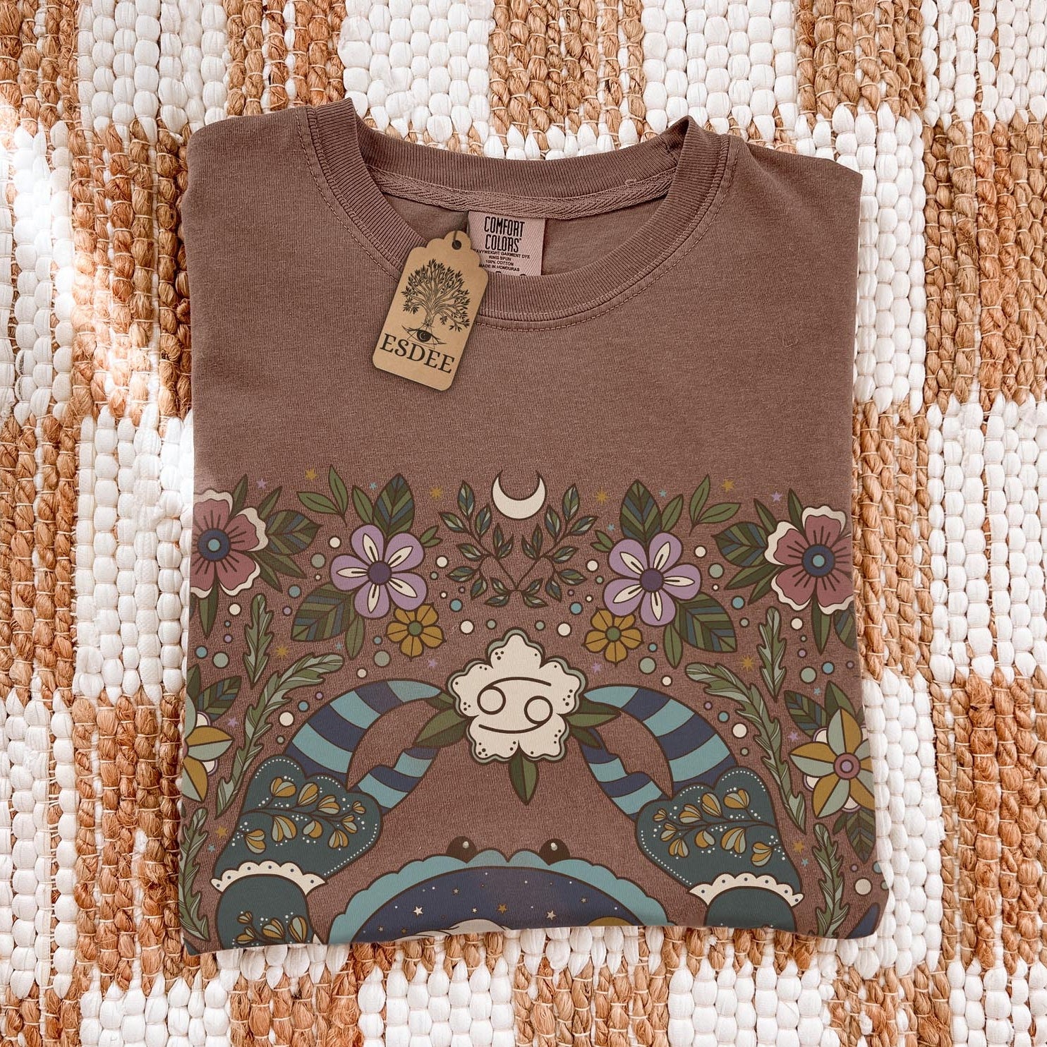 Cancer Zodiac Sign Retro Comfort Colors T-shirt, Boho Celestial Astrology Tee, Star Sign Gift - Esdee