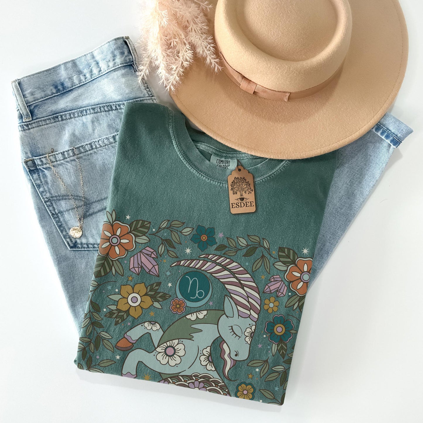 Capricorn Zodiac Sign Retro Comfort Colors T-shirt, Boho Celestial Astrology Tee, Star Sign Gift - Esdee