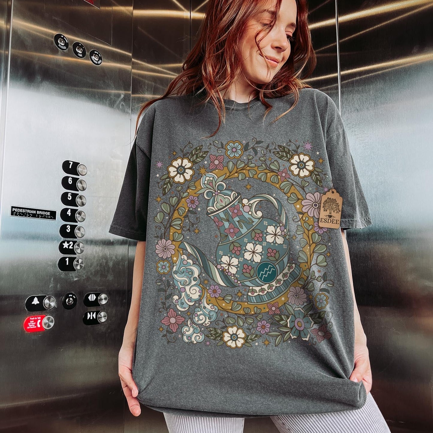 Aquarius Zodiac Sign Retro Comfort Colors T-shirt, Boho Celestial Astrology Tee, Star Sign Gift - Esdee