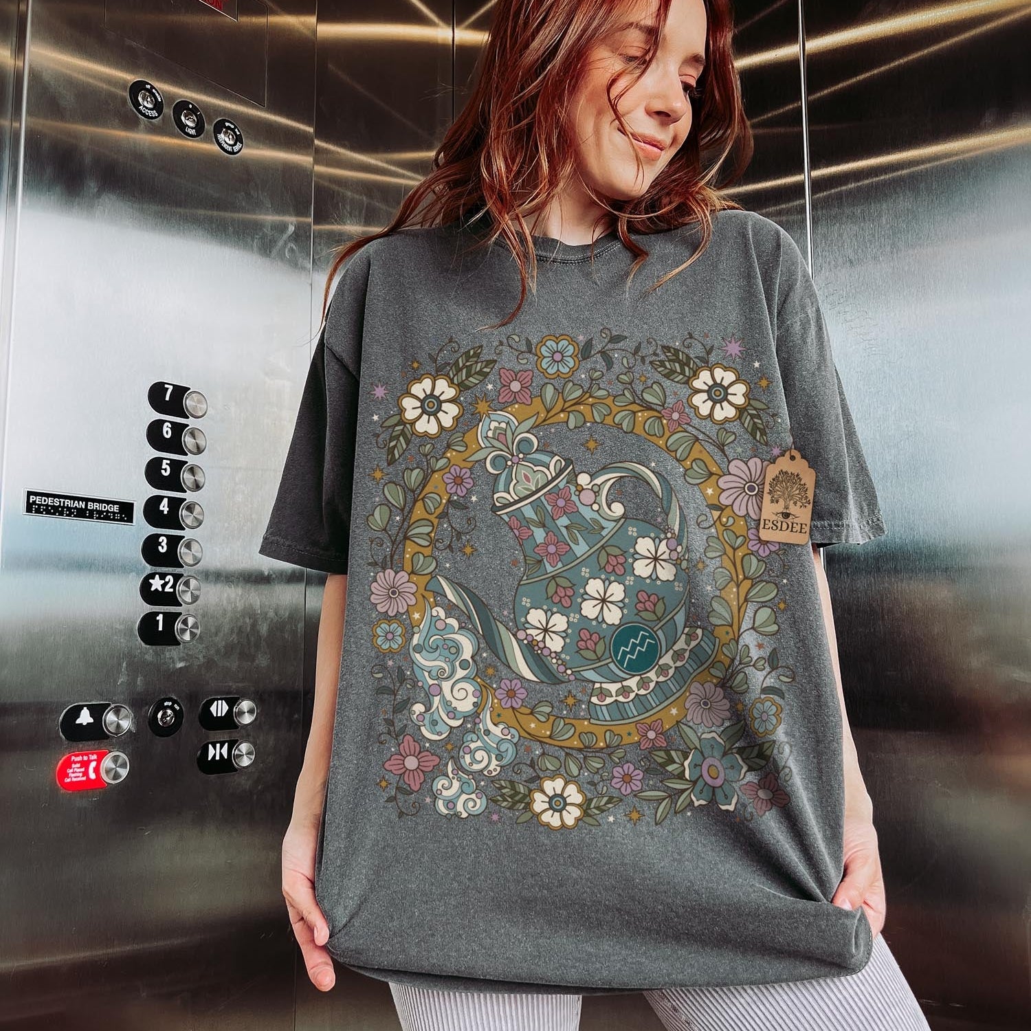 Aquarius Zodiac Sign Retro Comfort Colors T-shirt, Boho Celestial Astrology Tee, Star Sign Gift - Esdee