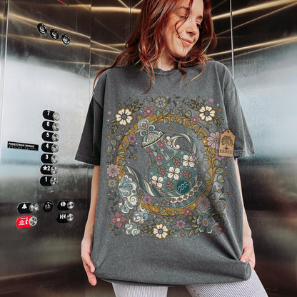 Aquarius Zodiac Sign Retro Comfort Colors T-shirt, Boho Celestial Astrology Tee, Star Sign Gift - Esdee