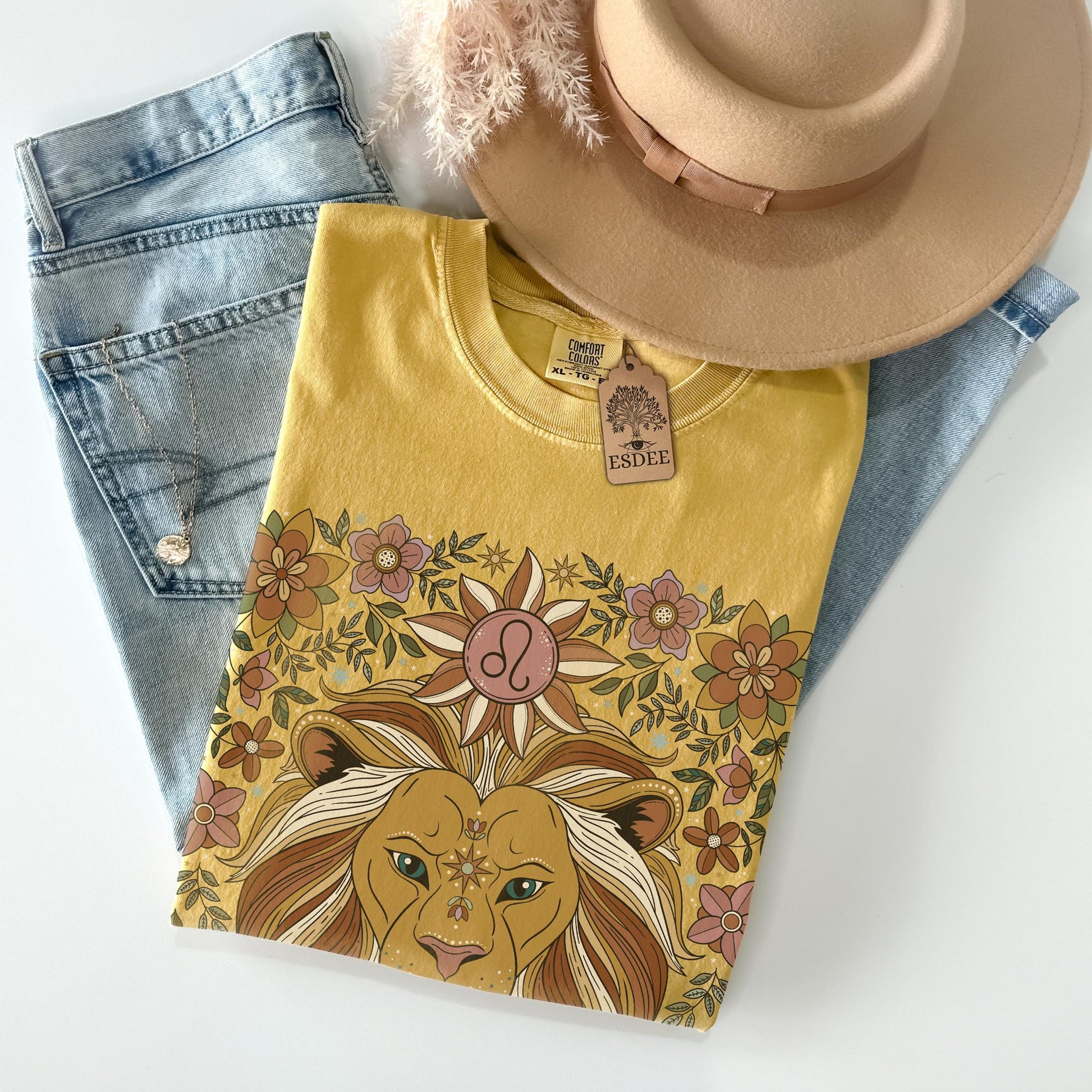 Leo Zodiac Sign Retro Comfort Colors T-shirt, Boho Celestial Astrology Tee, Star Sign Gift - Esdee