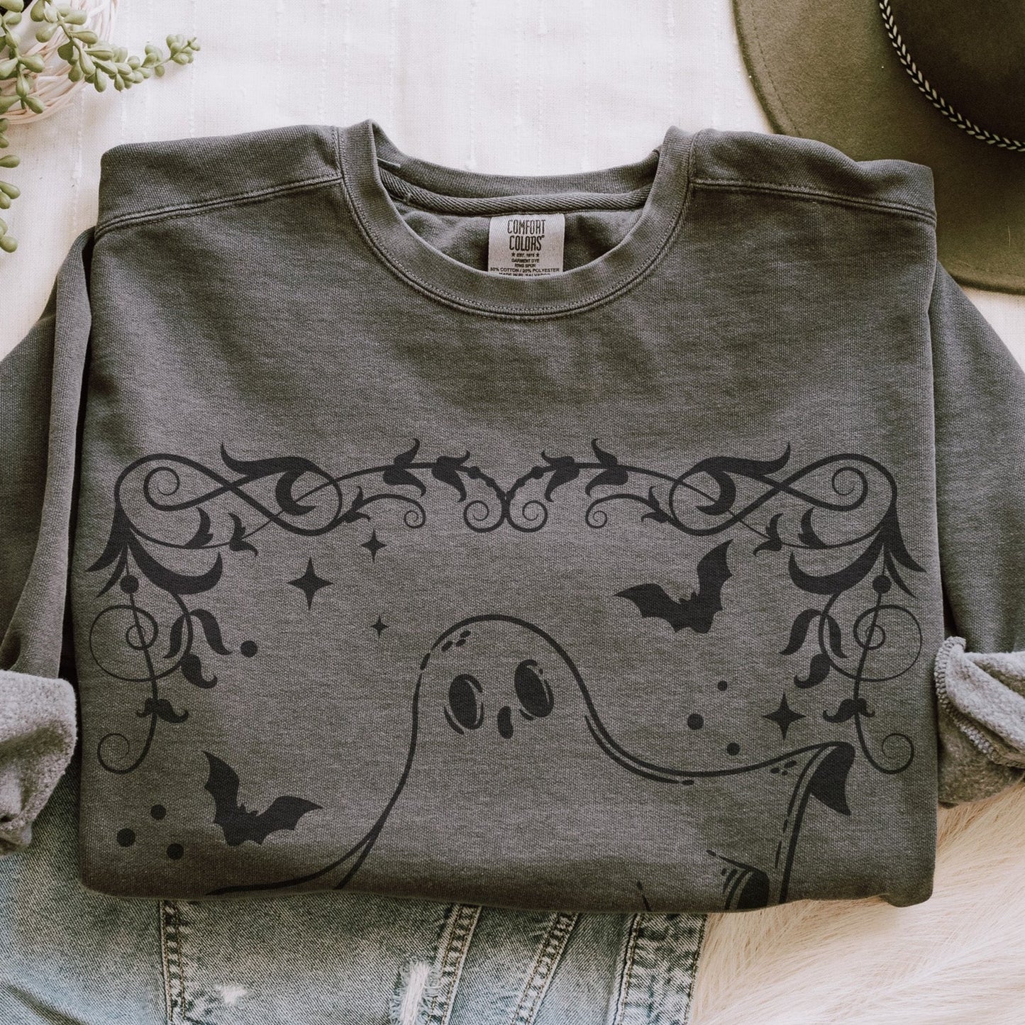 Spooky Ghost and Bats Comfort Colors Sweatshirt - Esdee