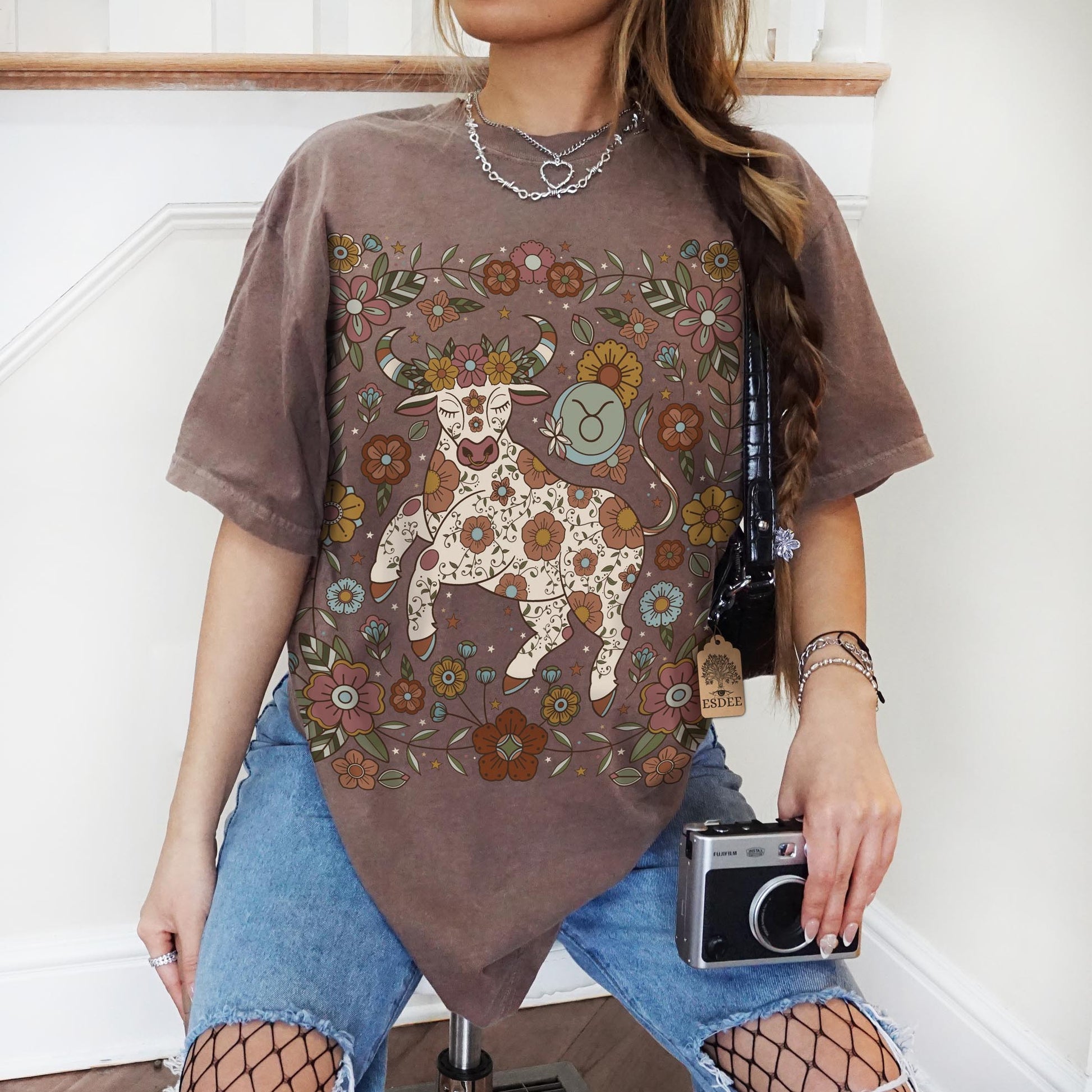 Taurus Zodiac Comfort Colors T-shirt, Celestial Astrology Tee, Star Sign Horoscope Gift - Esdee