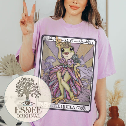 The Queen Tarot Card Comfort Colors T-Shirt - Esdee